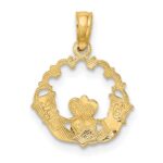 14K Engraved Claddagh In Scallop Circle Charm - Image 4